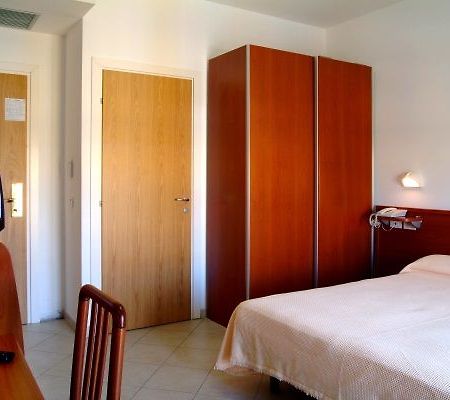 Tamanco Hotel ริมินี ภายนอก รูปภาพ